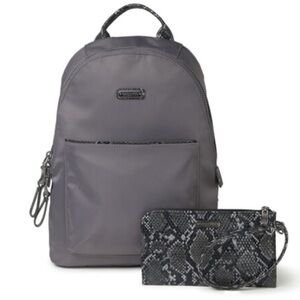 Baggallini Central Park Backpack (040)